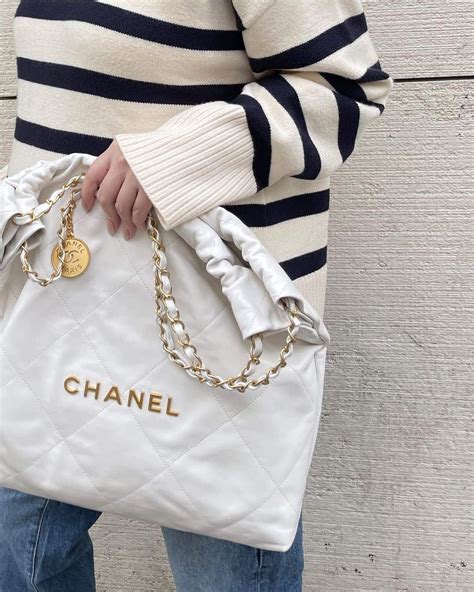 chanel white hand bag|where to buy Chanel 22.